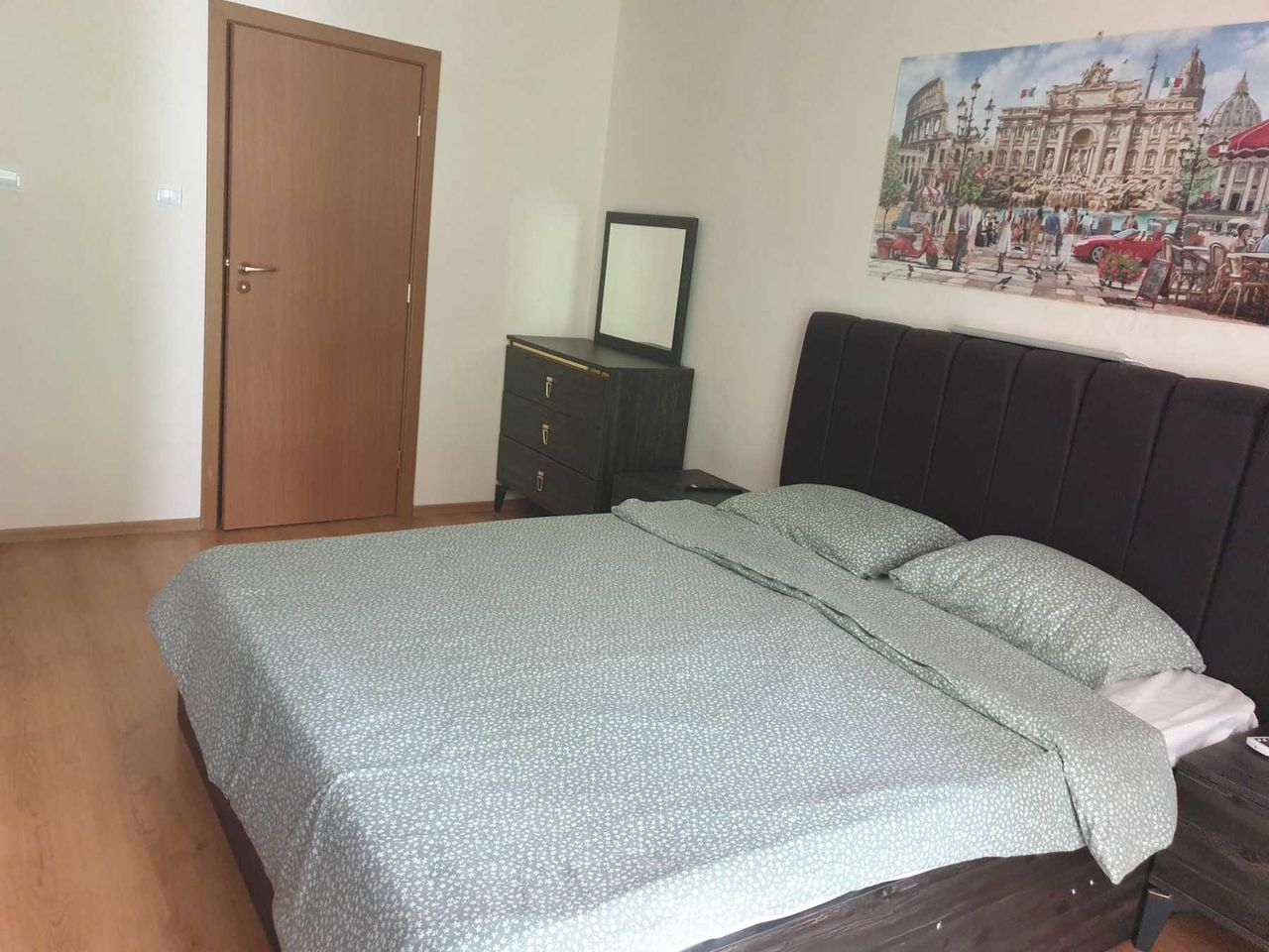 Продава се Тристаен апартамент в Търговище, Център - 107 кв.м за 1496 €/кв.м - Снимка #15