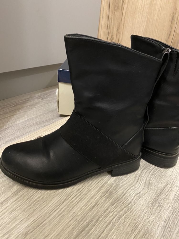 Продам полу сапожки