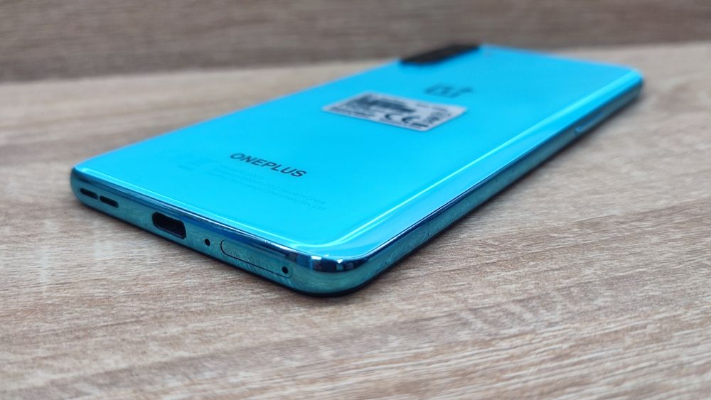 OnePlus Nord 128GB 8GB Ram IMPECABIL