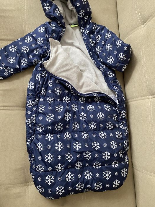 Якета, космонавт и зимно чувалче за количка