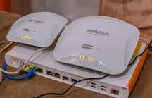 Точка доступа Aruba IAP-215 (Wi-Fi)