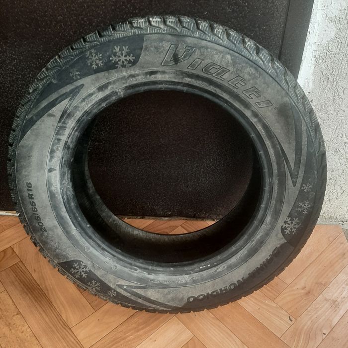 Продам шины зимний