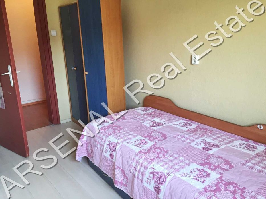 Дава се под наем Тристаен апартамент в София, Център - 83 кв.м за 600 € - Снимка #2