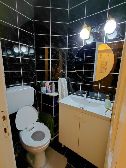 Apartament de vânzare 3 camere decomamdate