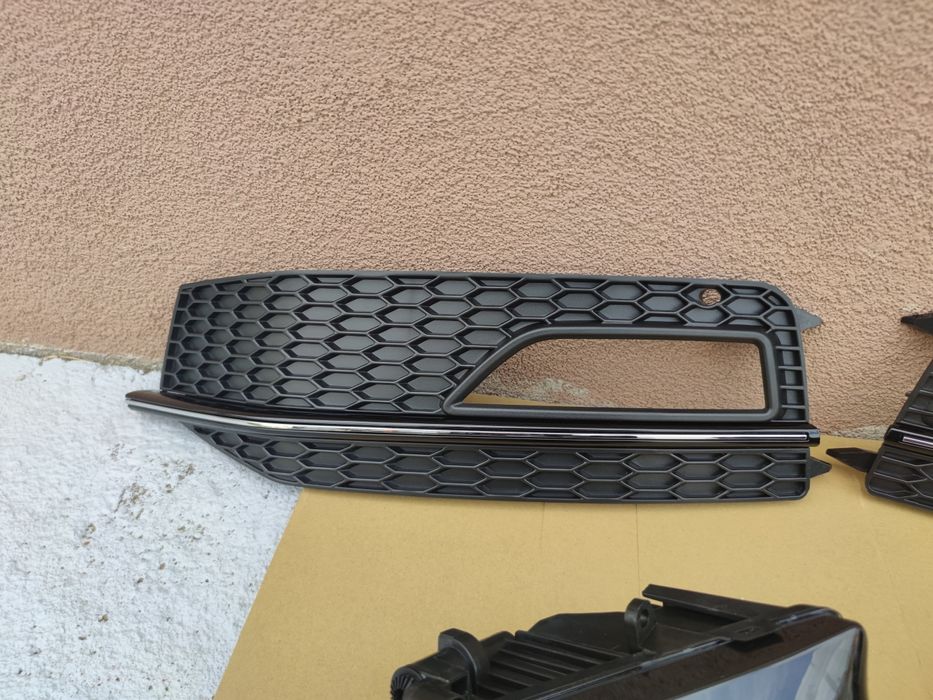 Proiector ceata grila Audi A4 B8 facelift S-line 2012-2015
