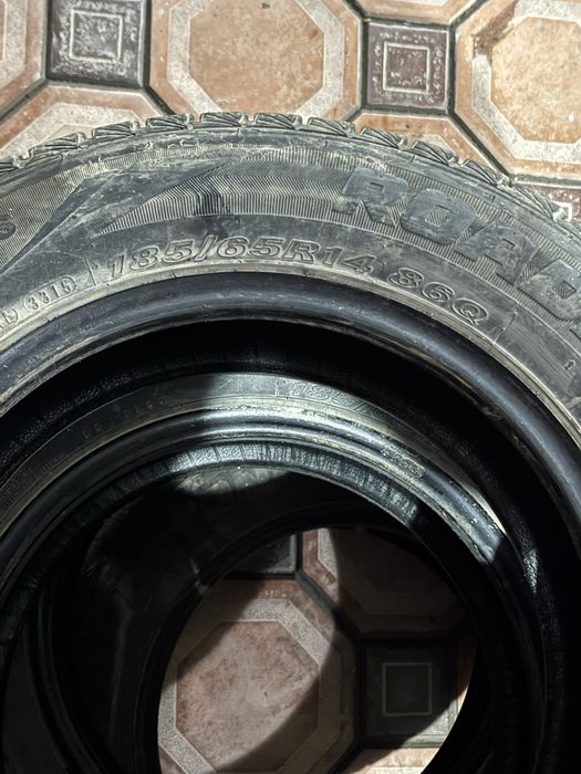 Зимние шины 185/65R14