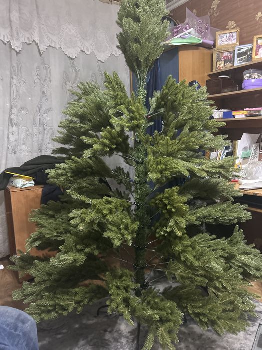 Елка новогодняя литая, материал PE.