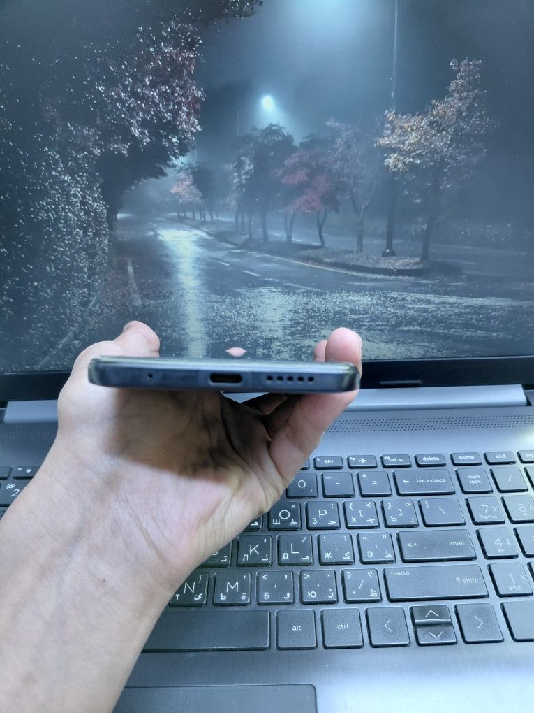 Redmi  Note 11 srochna sotiladi