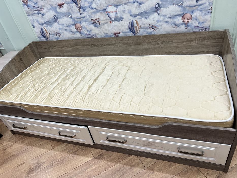 Продам однуспальную кровать