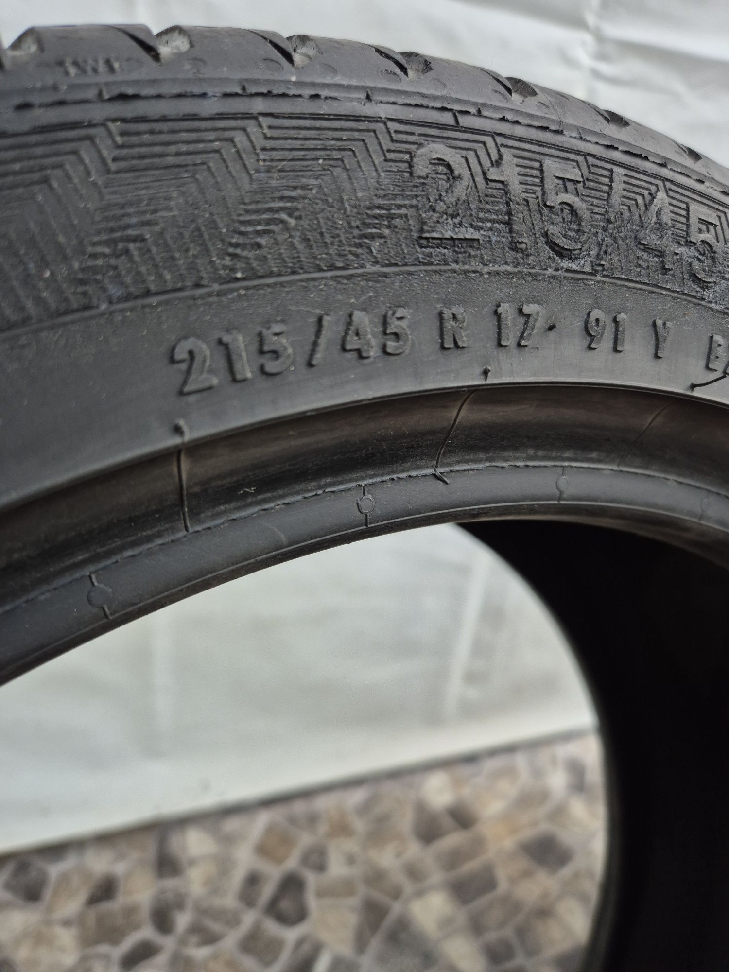 2бр 215 45 17 Gislavet  летни 19г