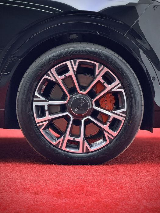 Link&Co 900 Sotuvga tayyor (2.0T)