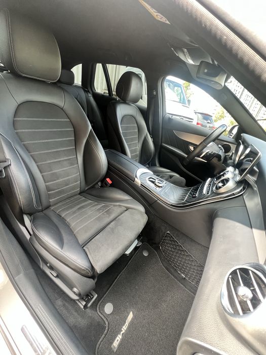 Продавам Mercedes Benz C220 9-G Tronic