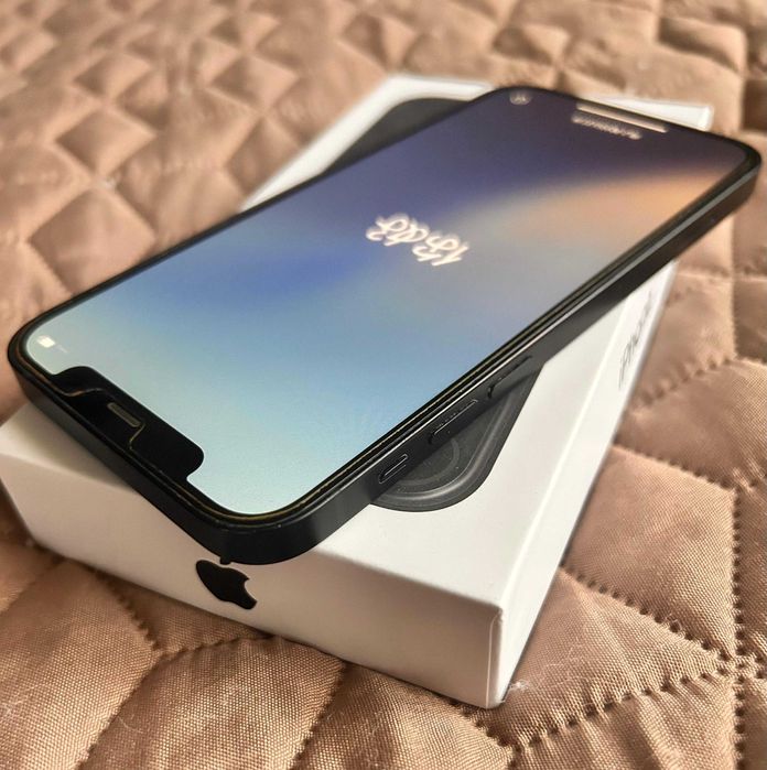 iPhone 12 black - ca nou ! Liber de retea !