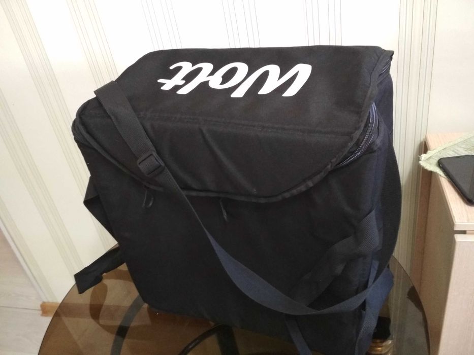 Сумка Wolt для продуктов , с подогревом от аккумулятора авто!