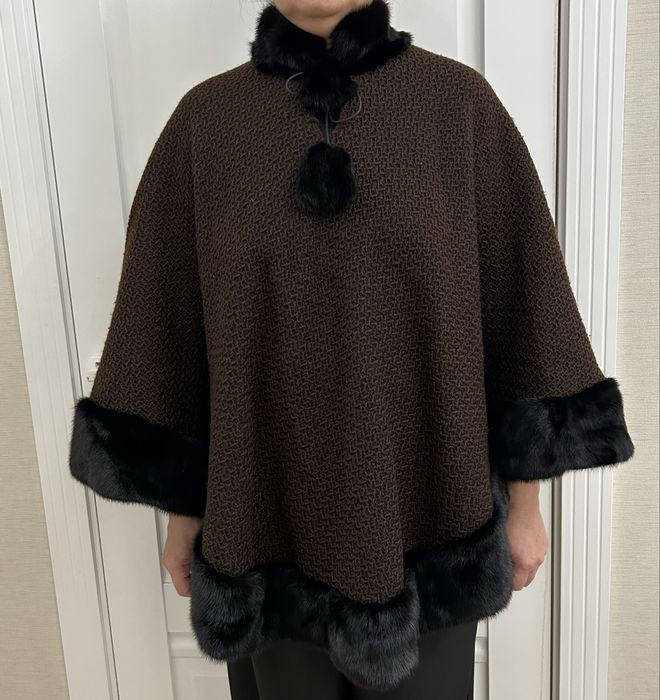 Продаю зимнюю куртку