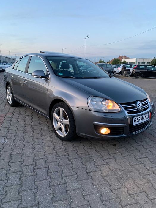 Jetta Unicat DSG Automat 2.0 TDI 140 cp 1 AX BMM Impecabil Trapa Full