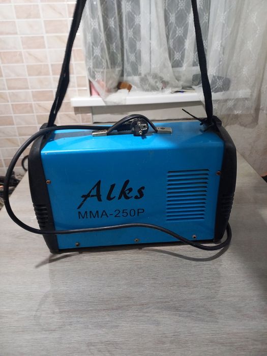 Продам сварочный аппарат.