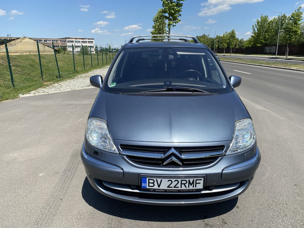 Citroen C8. Exclusive