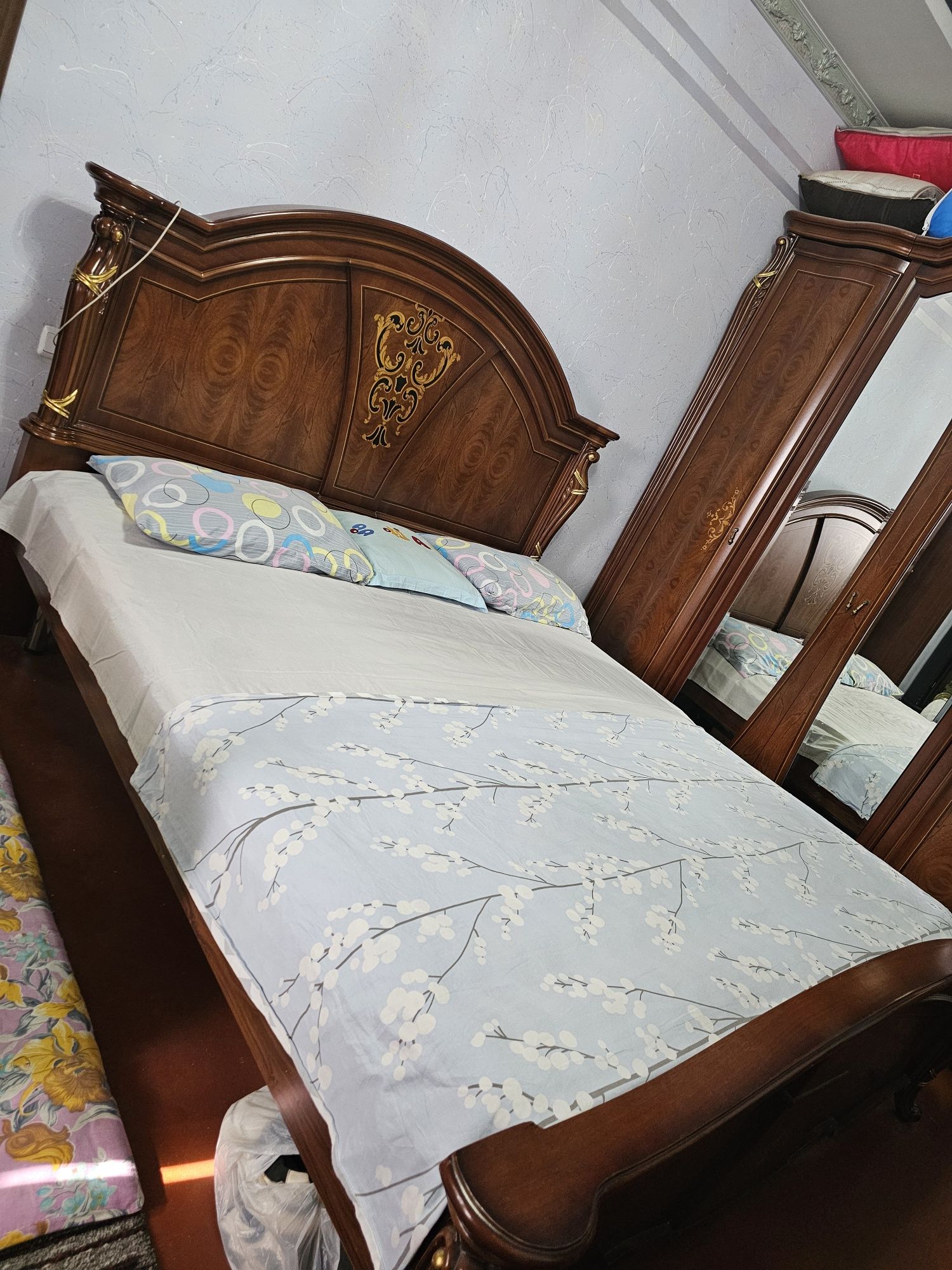 Продается мебель отличного качество