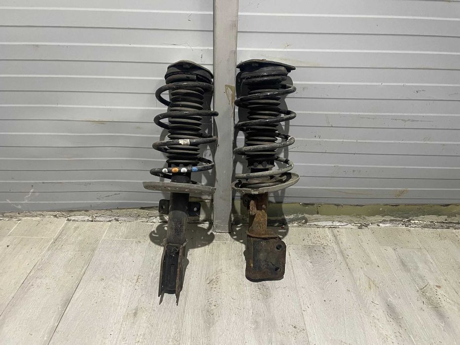 Amortizor Fuzeta Stanga Dreapta Fata/ Punte Spate Citroen C4 Picasso 2