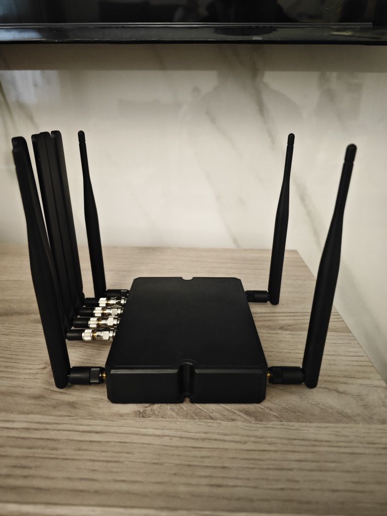 Wi-Fi роутер (модем) Kroks Rt-Cse m12-G