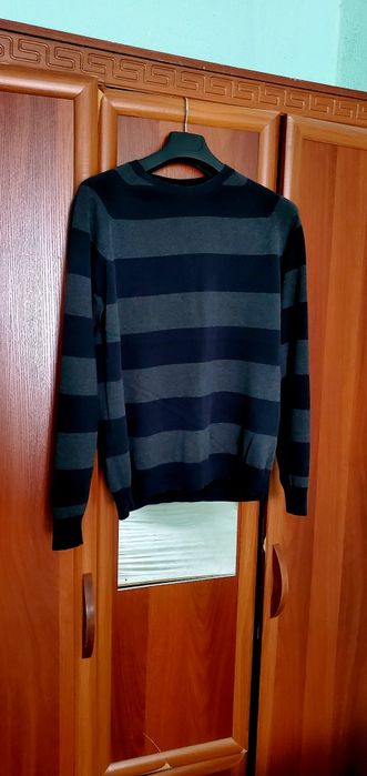 Свитер привозной оригинал Combadia