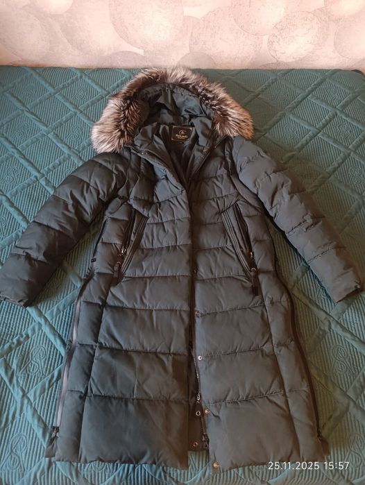 Женские куртки XL и М