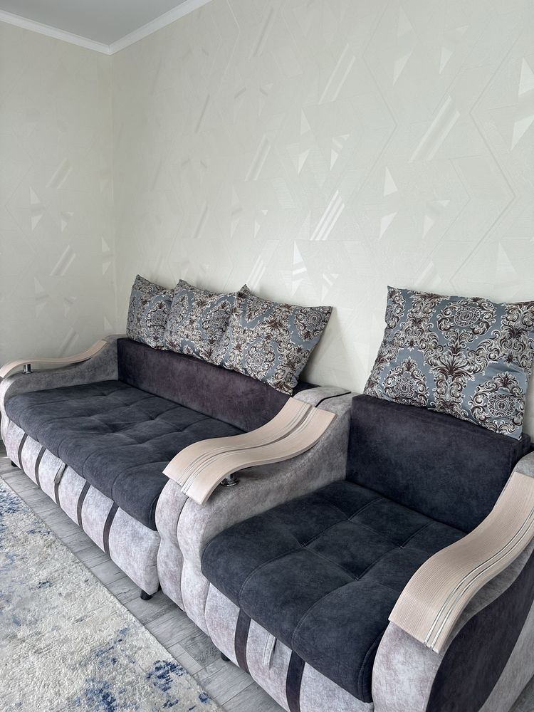 Продам совсем новый диван