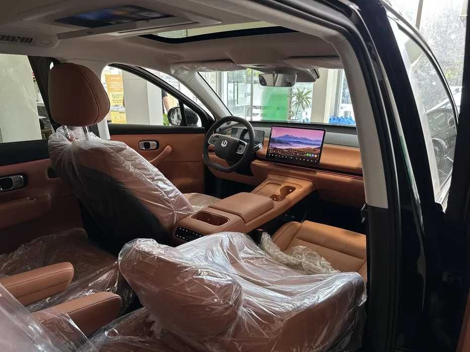 C16 leapmotor hybrid 2025 va 2026 yil