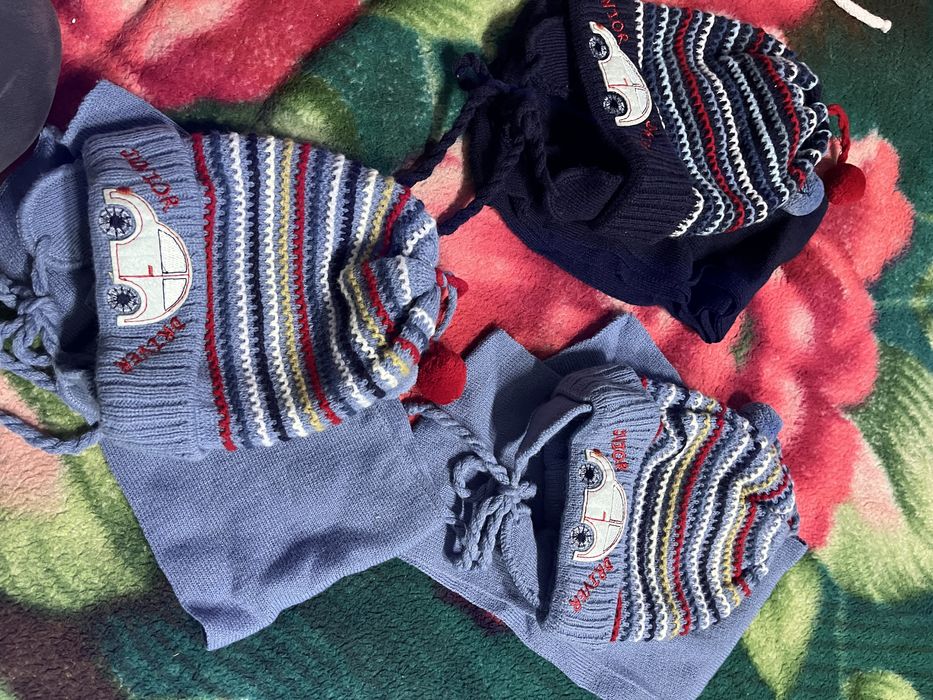 Продам новые детские шапки