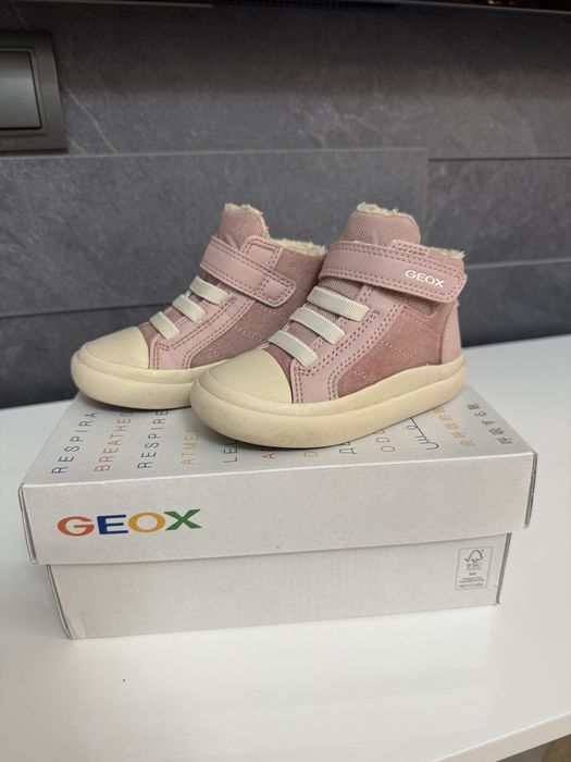 Обувки на Geox за момиче , размер 21
