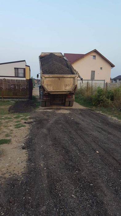 Transport frezat de asfalt