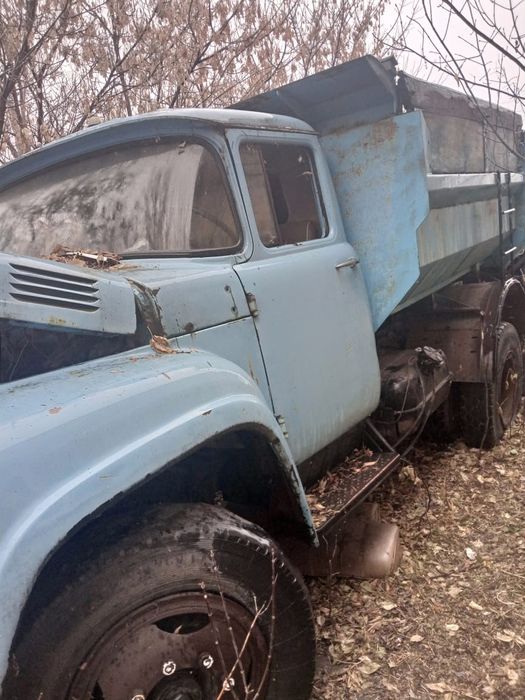 Продам срочно зил130