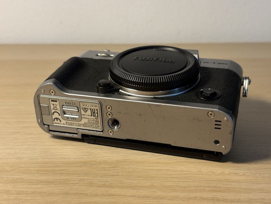 Kit Fujifilm X-T20+Fujifilm 18-55mm+accesorii