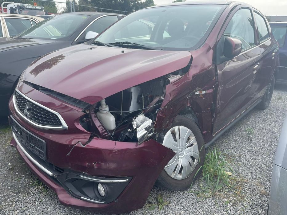 Митсубиши спеис стар