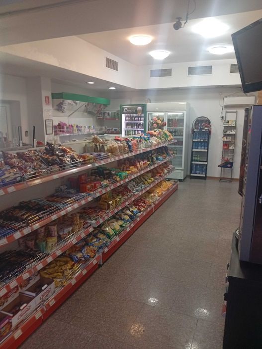 Închiriez magazin 74mp lângă Liceul Lucian Blaga, Pantelimon