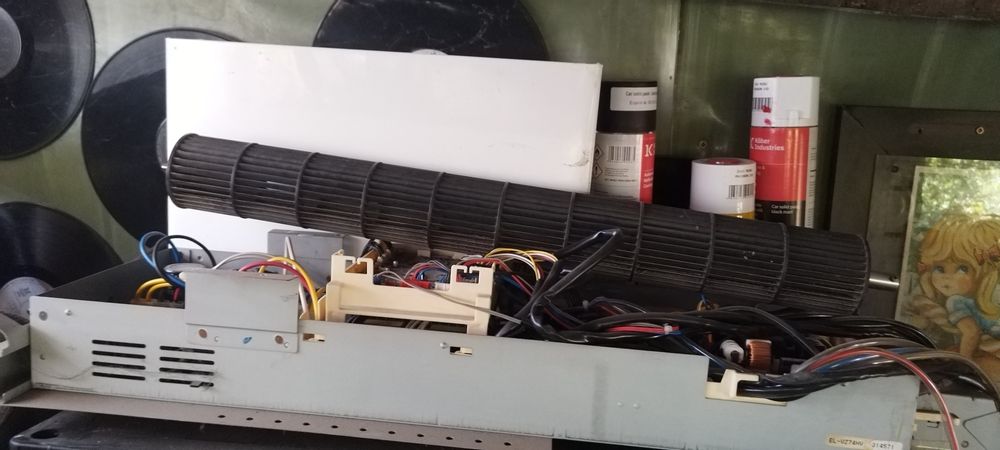 Piese aer conditionat.