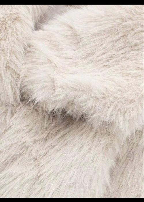 Сиво късо палто с мек пух