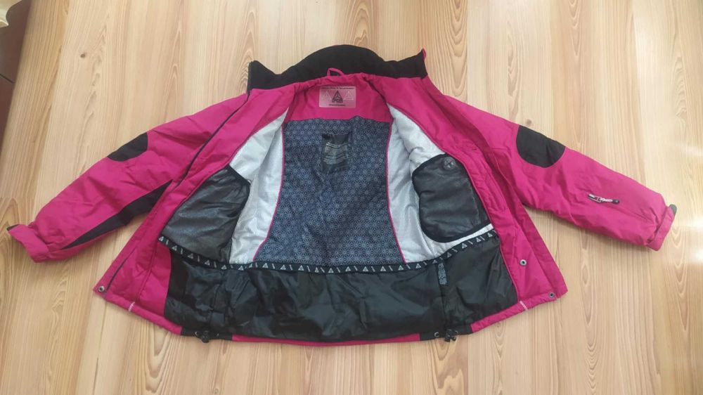 Дамско скиорско яке