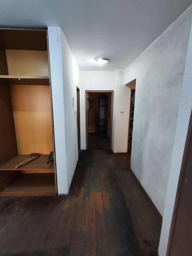 Продава се Тристаен апартамент в Благоевград, Широк център - 119 кв.м за 631 €/кв.м - Снимка #5