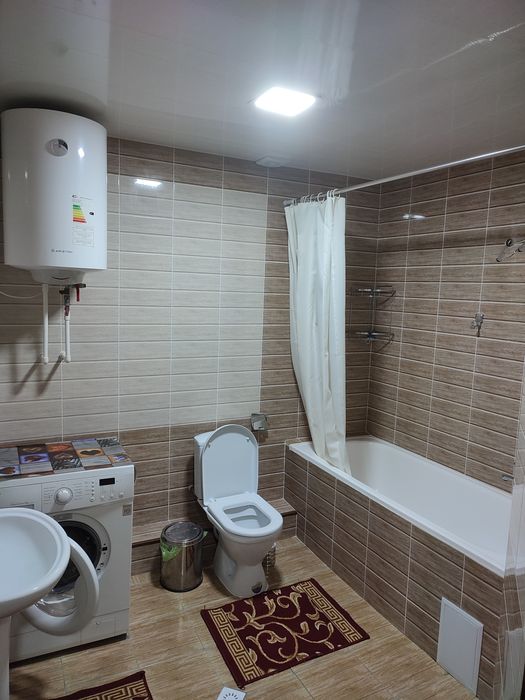 Фаргона марказида 2 хонали квартира ижарага берилади. Сдаётся квартира