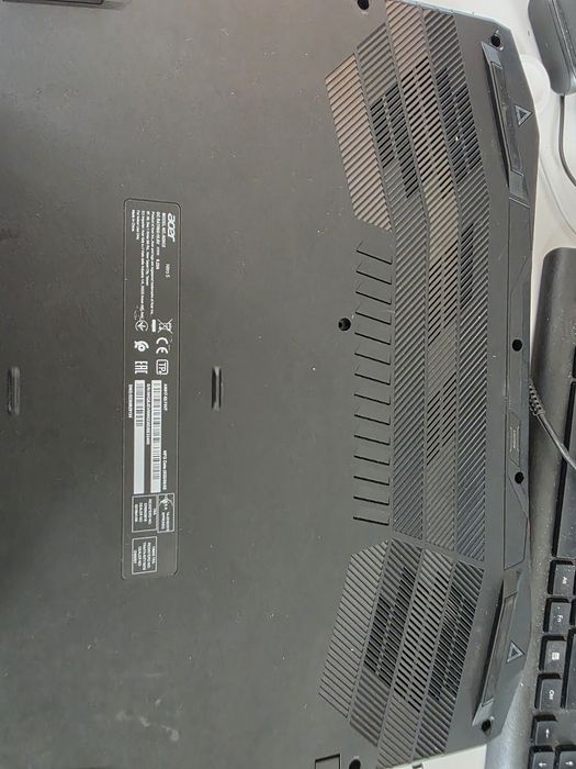 Acer Nitro 5 AN517 (17.3" 144Hz)-i7Gen10,GTX1660Ti-DEFECT/PIESE