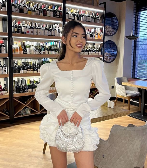 платье вечерное элегантное