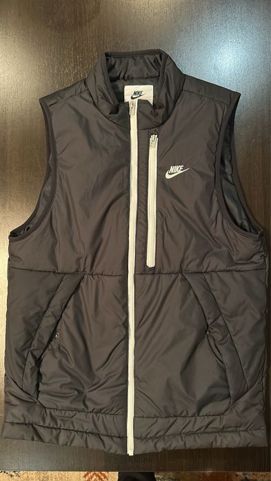 Vesta nike therma fit
