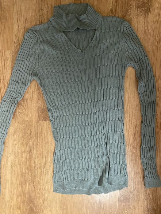 Дамски пуловери