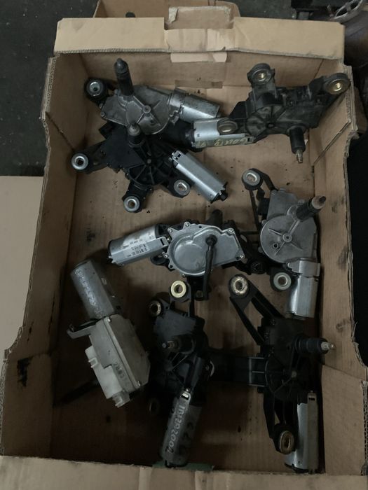 Motoras stergator geam