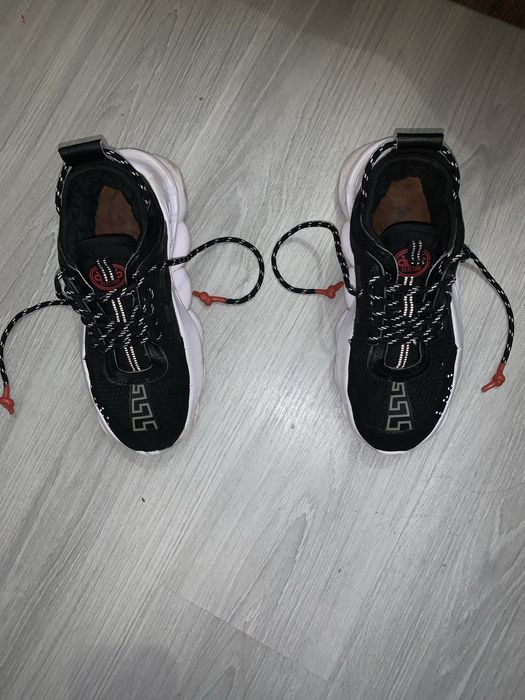 Versace Chain Reaction