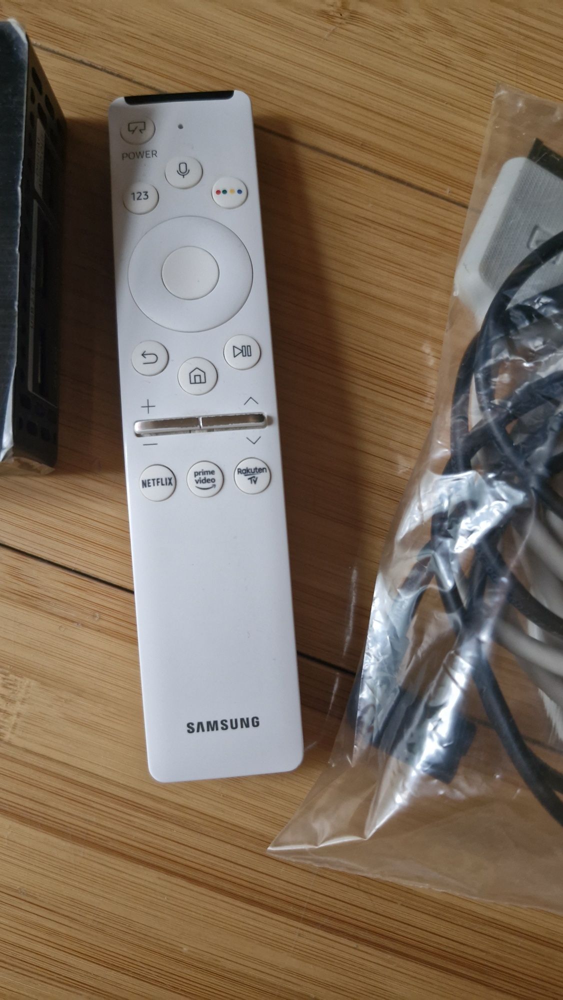 Samsung qled 80 cm the frame