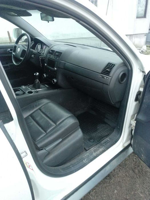 w tuareg diesel an 2009 ,370.000 km motor 3000   240 cai cutie manuala