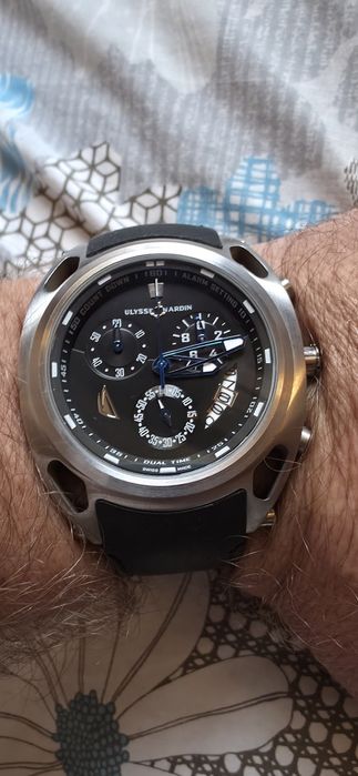 Улисс Нардан кварцевые хронограф